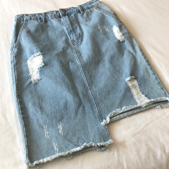 Distressed jean pencil skirt - Picture 1 of 4